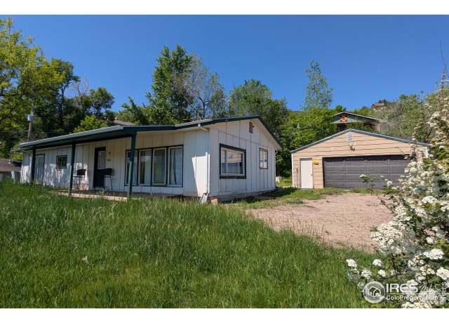 Property at 4809 Foothills Dr, Fort Collins, CO 80526, 3 beds, 2 baths