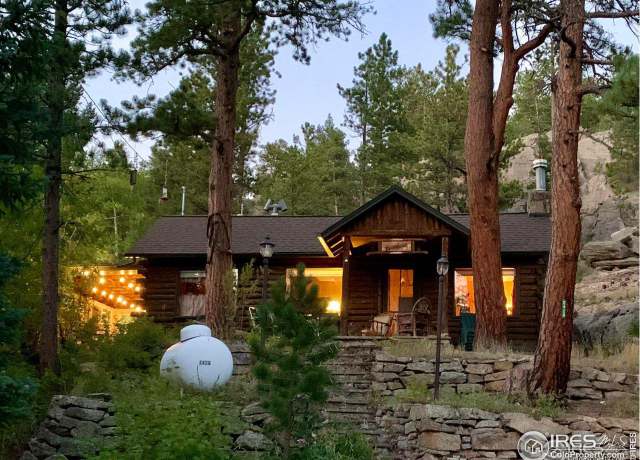 Property at 2426 Riverside Dr, Lyons, CO 80540, 2 beds, 0.5 baths