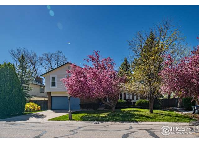 Property at 2417 15th Ave, Longmont, CO 80503, 4 beds, 3 baths