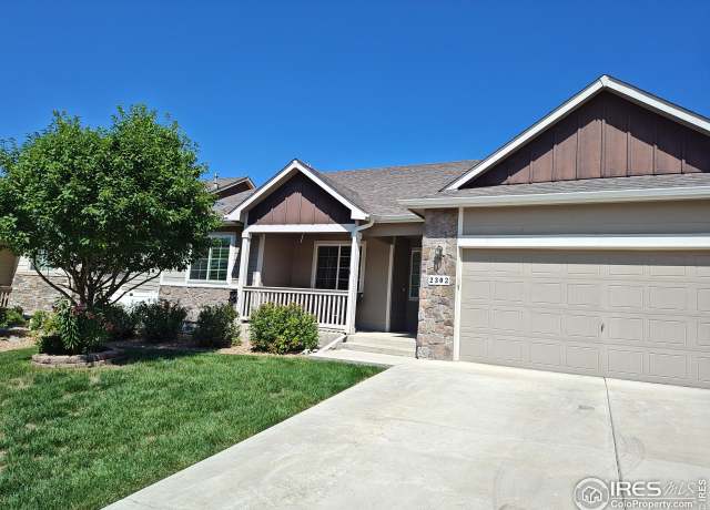 Property at 2302 74th Ave, Greeley, CO 80634, 3 beds, 2 baths