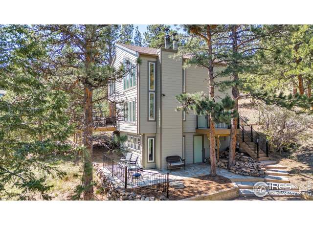Property at 287 Brook Cir, Boulder, CO 80302, 3 beds, 2.5 baths