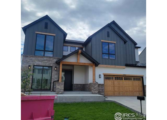 Property at 990 Arapahoe Cir, Louisville, CO 80027, 6 beds, 4.5 baths