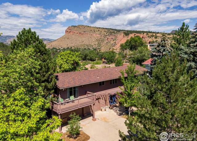 Property at 819 5th Ave, Lyons, CO 80540, 3 beds, 3 baths