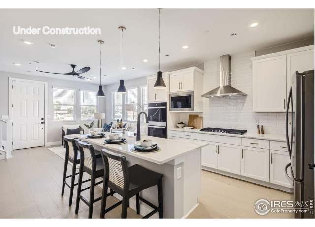 Property at 2763 Bear Springs Cir, Longmont, CO 80503, 3 beds, 2.5 baths