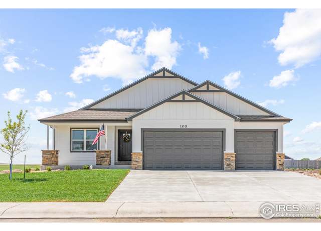 Property at 100 Sixth Ave, Wiggins, CO 80654, 3 beds, 2 baths