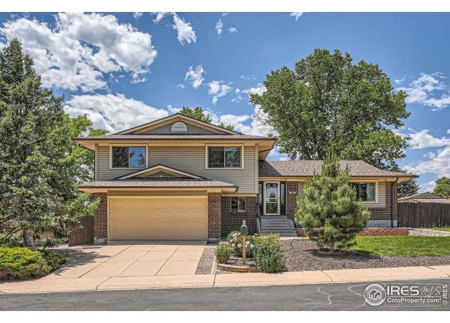 Property at 1951 S Deframe Way, Lakewood, CO 80228, 4 beds, 2.5 baths
