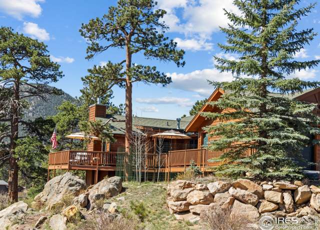 Property at 658 Cedar Ridge Cir, Estes Park, CO 80517, 3 beds, 2.5 baths