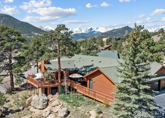 Property at 658 Cedar Ridge Cir, Estes Park, CO 80517, 3 beds, 2.5 baths
