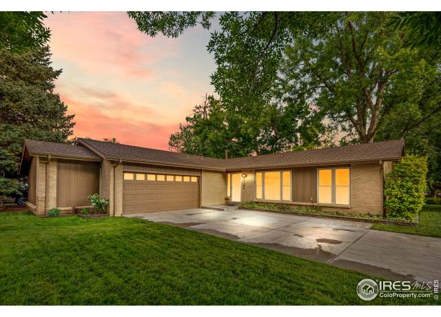 Property at 11198 W 59th Pl, Arvada, CO 80004, 3 beds