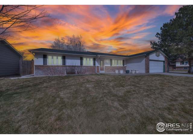 Property at 217 Cheyenne St, Fort Morgan, CO 80701, 5 beds, 3 baths