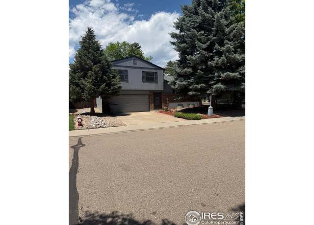 Property at 2449 Linden St, Longmont, CO 80501, 4 beds, 3 baths
