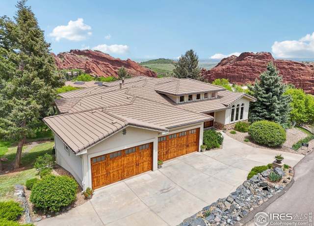 Property at 10113 Thunder Run, Littleton, CO 80125, 4 beds, 5 baths