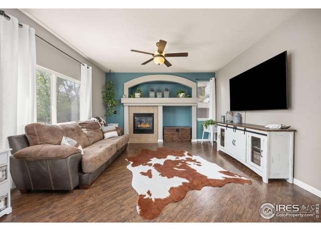 Property at 3760 Barnard Ln, Johnstown, CO 80534, 5 beds, 3.5 baths