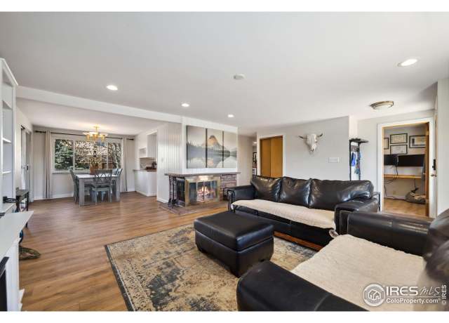 Property at 261 South Ct, Estes Park, CO 80517, 3 beds, 2 baths