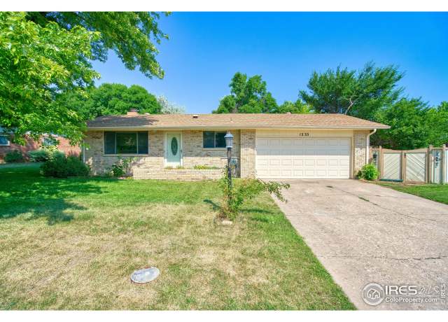 Property at 1233 Ulmus Dr, Loveland, CO 80538, 3 beds, 2 baths