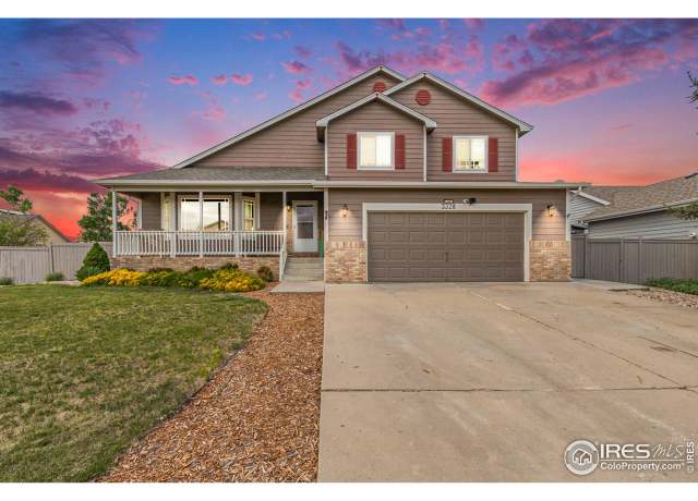 Property at 3328 Wild West Ln, Wellington, CO 80549, 4 beds, 3.5 baths