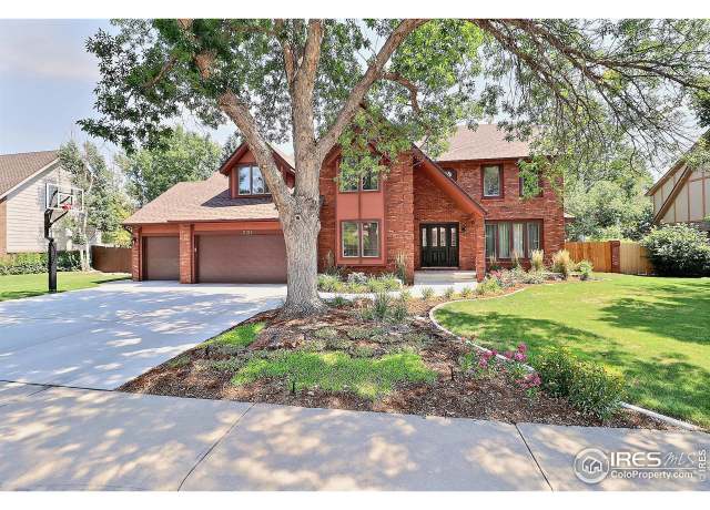 Property at 2152 45th Ave, Greeley, CO 80634, 5 beds, 4 baths