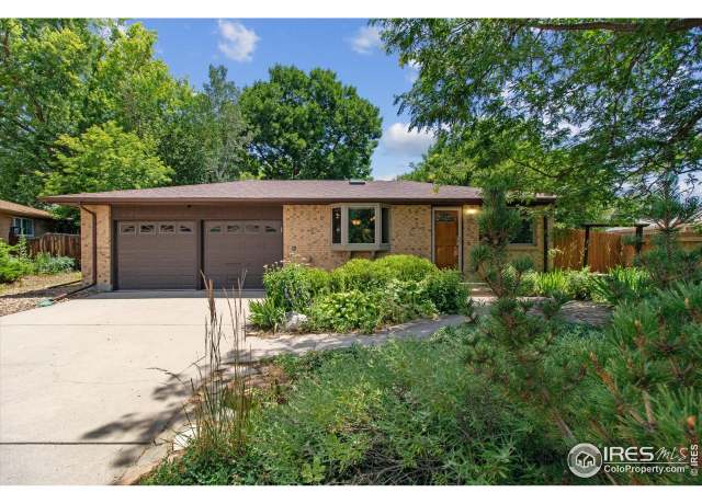 Property at 852 Hubbard Dr, Longmont, CO 80504, 4 beds, 2 baths