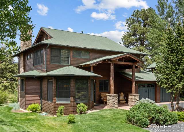 Property at 685 Riverside Dr, Estes Park, CO 80517, 4 beds, 2.5 baths
