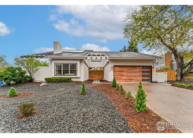 Property at 7102 S Harrison Ct, Centennial, CO 80122, 5 beds, 3.5 baths