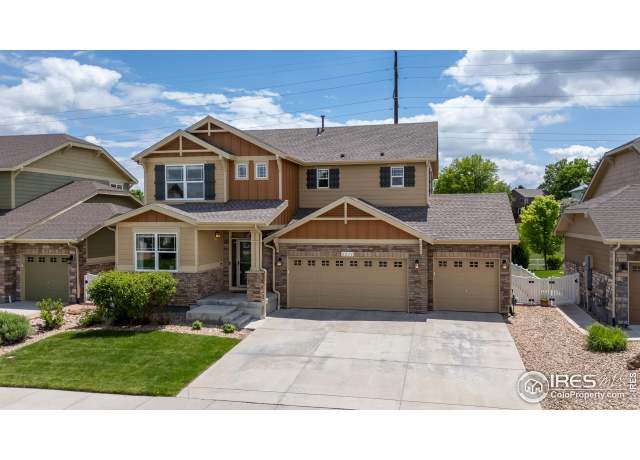 Property at 2211 Winding Dr, Longmont, CO 80504, 5 beds, 3.5 baths