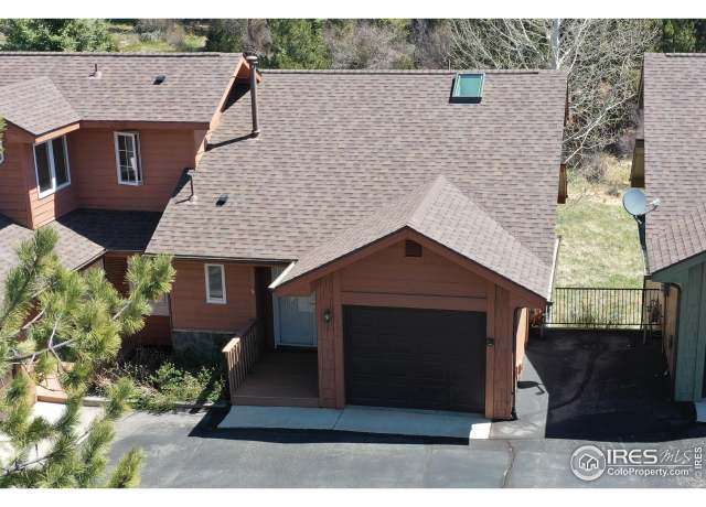 Property at 492 Macgregor Ave, Estes Park, CO 80517, 2 beds, 2.5 baths