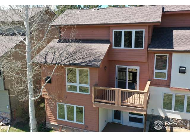 Property at 492 Macgregor Ave, Estes Park, CO 80517, 2 beds, 2.5 baths