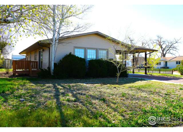 Property at 910 H Ave, Limon, CO 80828, 3 beds, 2 baths