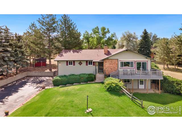 Property at 1020 Jay Ct, Loveland, CO 80537, 4 beds, 3 baths
