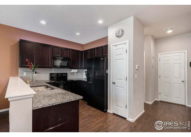 Property at 16058 E Elk Dr, Denver, CO 80239, 3 beds, 2.5 baths