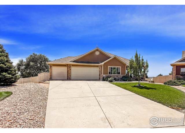 Property at 5046 Rangeview Ave, Longmont, CO 80504, 5 beds, 3 baths