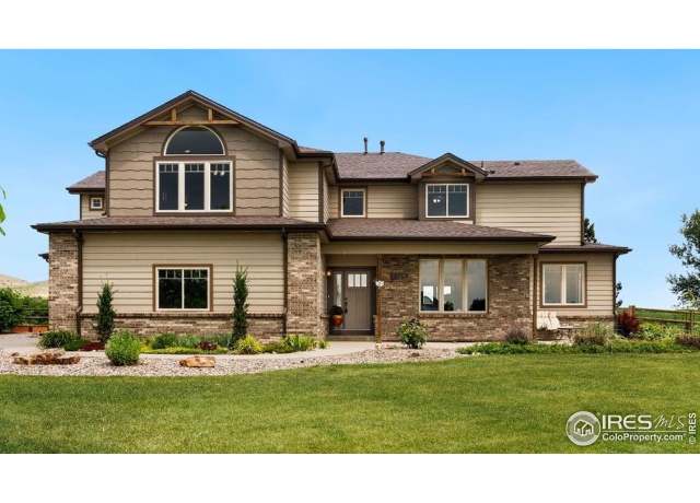Property at 1105 Shelby Dr, Berthoud, CO 80513, 5 beds, 4.5 baths