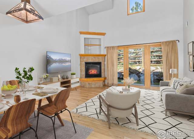 Property at 865 Crabapple Ln, Estes Park, CO 80517, 2 beds, 2.5 baths