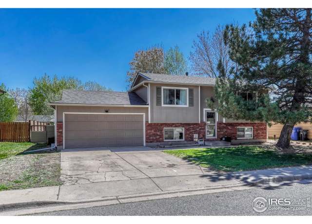 Property at 150 Lori Dr, Loveland, CO 80537, 3 beds, 2 baths