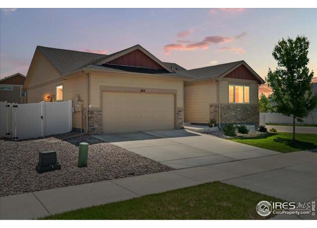 Property at 1814 102nd Ave Ct, Greeley, CO 80634, 3 beds, 2 baths