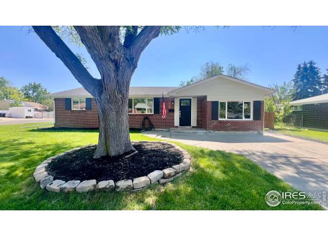 Property at 8290 Chase Way, Arvada, CO 80003, 4 beds, 2 baths