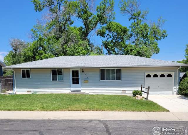 Property at 1918 Sumac Pl, Longmont, CO 80501, 3 beds, 2 baths