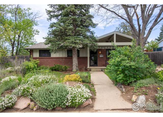 Property at 1110 Hartford Dr, Boulder, CO 80305, 3 beds, 2 baths