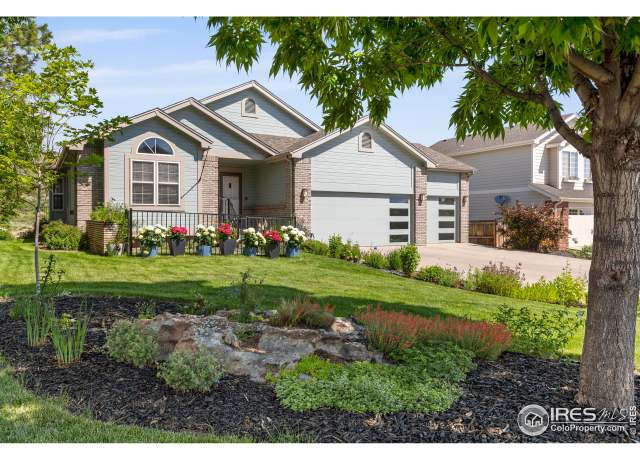 Property at 571 Promontory Dr, Loveland, CO 80537, 4 beds, 3 baths
