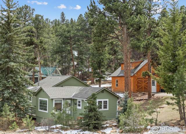 Property at 555 Ouray Dr, Estes Park, CO 80517, 2 beds, 1.5 baths