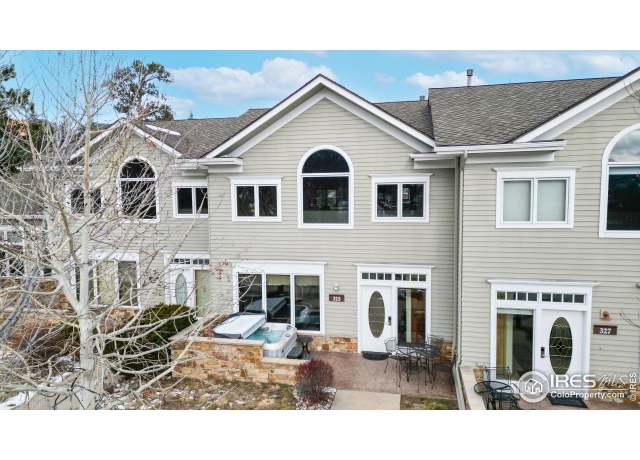 Property at 325 Overlook Ln, Estes Park, CO 80517, 2 beds, 2 baths