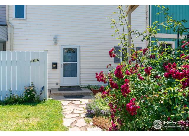 Property at 1616 Longbow Ct, Lafayette, CO 80026, 3 beds, 2 baths