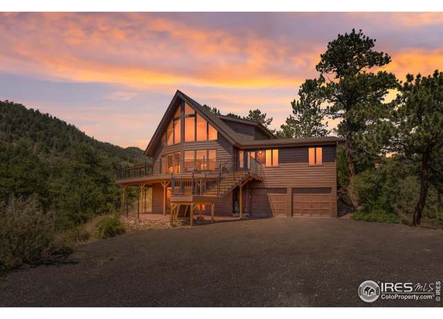Property at 317 Dunraven Glade Rd, Glen Haven, CO 80532, 4 beds, 3.5 baths