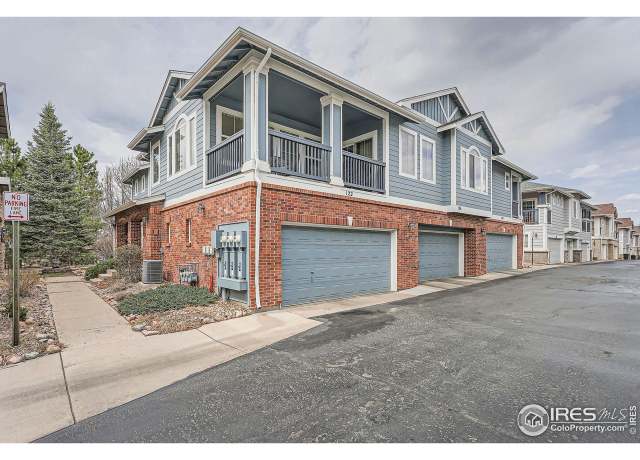 Property at 122 Whitehaven Cir, Highlands Ranch, CO 80129, 2 beds, 2 baths