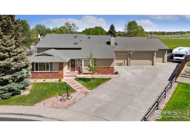 Property at 1738 S Estrella Ave, Loveland, CO 80537, 4 beds, 4 baths