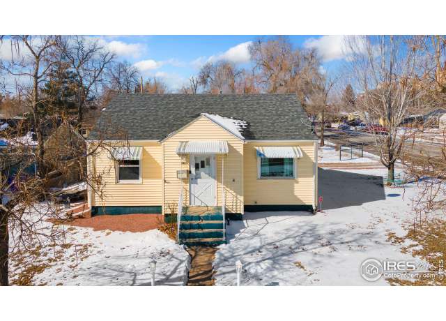 Property at 2401 10th Ave, Greeley, CO 80631, 2 beds, 1 bath