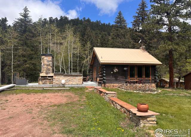 Property at 820 Riverside Dr, Lyons, CO 80540, 3 beds, 3 baths