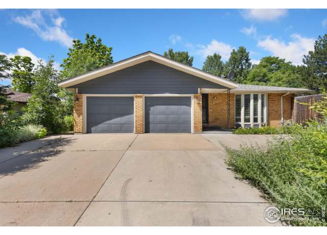 Property at 1323 Horizon Ln, Longmont, CO 80501, 3 beds, 3 baths