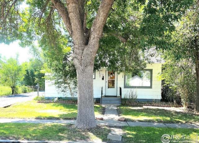 Property at 425 Platte St, Sterling, CO 80751, 5 beds, 3 baths
