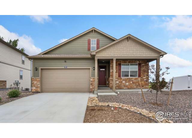 Property at 4709 Lynxes Way, Johnstown, CO 80534, 4 beds, 2 baths